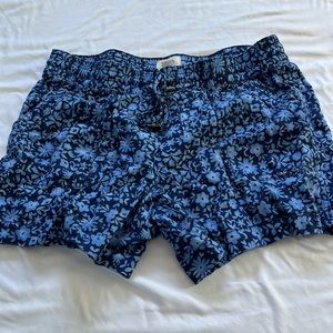 Blue floral flow-y shorts, size M